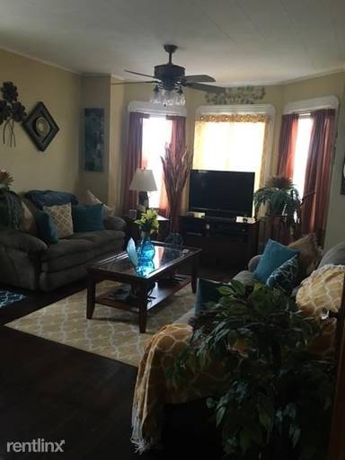 Main picture of 423 Ashley Blvd