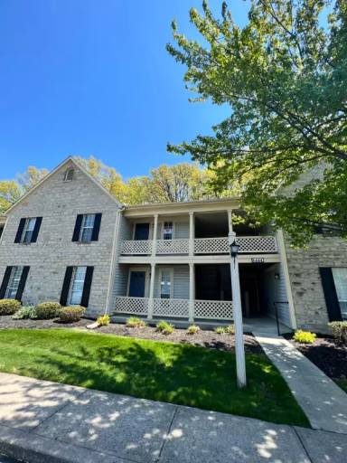 Main picture of 6440 Reflections Dr