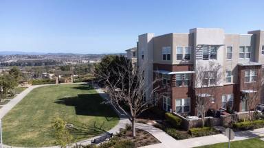 Main picture of 77 Brownstone Way