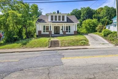 Main picture of 417 W Main St