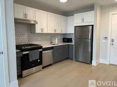 Main picture of 2845 W Belden Ave