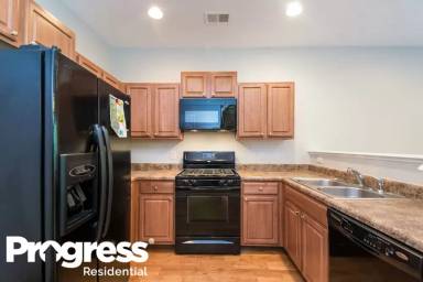 Main picture of 234 Bethany Manor Ct