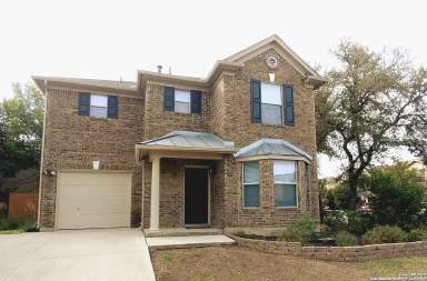 Main picture of 146 Cindy Lou Dr