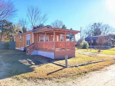 Main picture of 308 Carson Cir