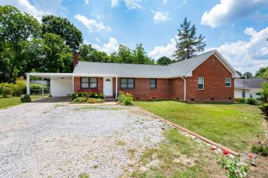 Main picture of 217 Buck Jones Rd
