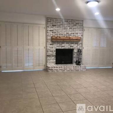 Main picture of 261 Highpoint Dr