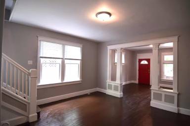 Main picture of 49 N Bradley Ave