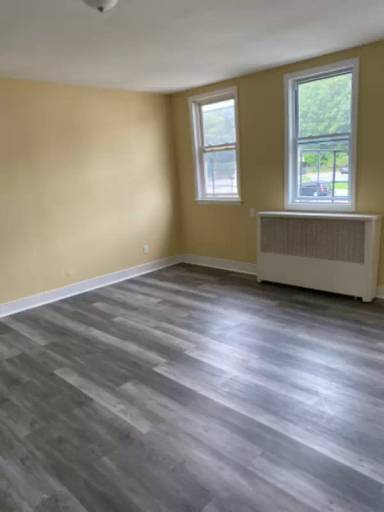 Main picture of 42 Leonard Pl