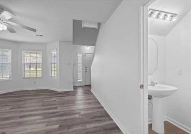 Main picture of 23410 High Point St