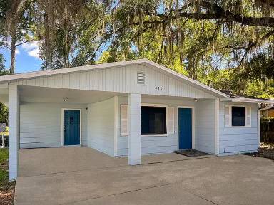 Main picture of 916 NW 7th Ave