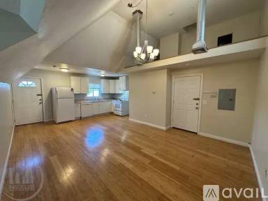 Main picture of 6 Woodbine St