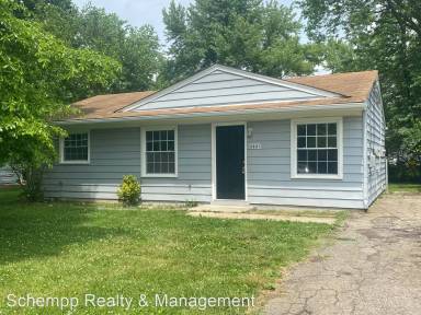 Main picture of 5221 Cedrus Cir
