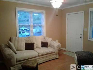 Main picture of 737 Attalla Pl