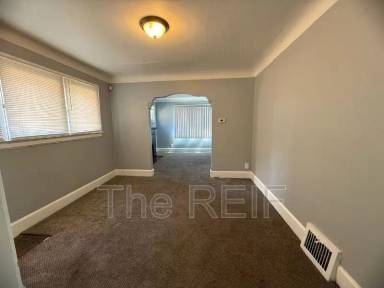 Main picture of 13684 Wadsworth St