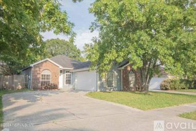 Main picture of 3839 Union Pacific Dr W