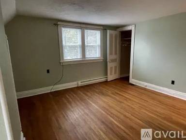 Main picture of 310 Maple Ave