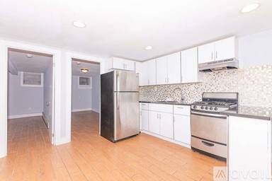 Main picture of 99 Weirfield St