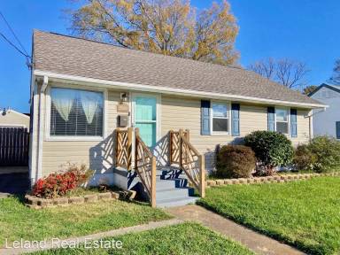 Main picture of 3520 Thurston St