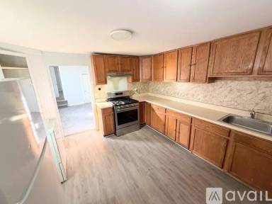 Main picture of 1614 Kings Hwy