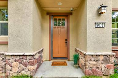Main picture of 8001 Marcelli Cir