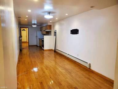 Main picture of 206 Bay 26th St