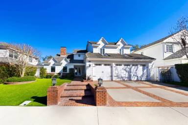 Main picture of 30932 Colonial Pl