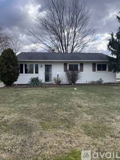 Main picture of 1047 E 348th St