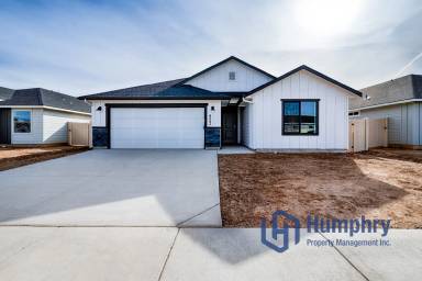 Main picture of 4882 N Elmstone Ave