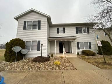 Main picture of 122 S Silverwood Ln