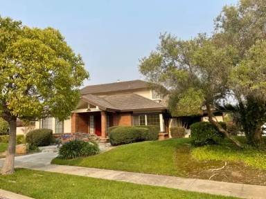 Main picture of 1 Harrod Cir