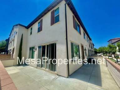 Main picture of 3120 E Yountville Dr