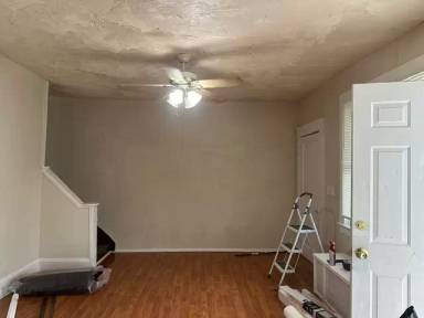 Main picture of 3304 W 44th St