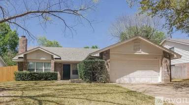 Main picture of 2119 Belmont Park Dr