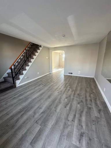 Main picture of 228 Weymouth Rd