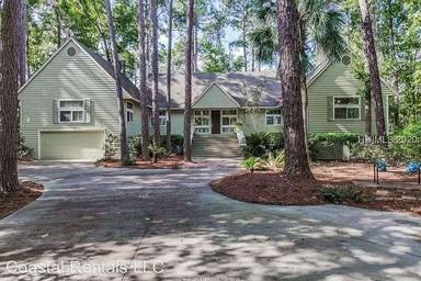 Main picture of 3 Grove Ct