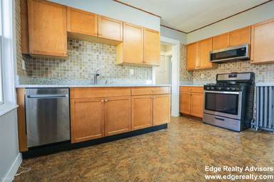 Main picture of 21 Claymoss Rd
