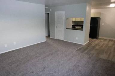 Main picture of M2 North Pointe Commons