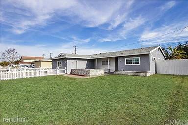 Main picture of 13292 Deanann Pl