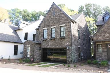 Main picture of 318 Ambleside Village Ln