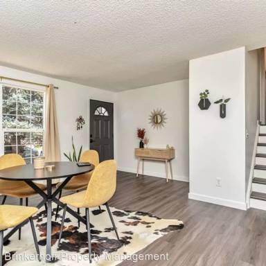 Main picture of 11077 Eudora Way