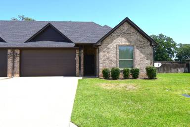Main picture of 15542 County Road 178