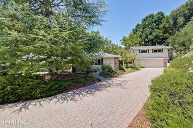 Main picture of 22333 Cupertino Rd