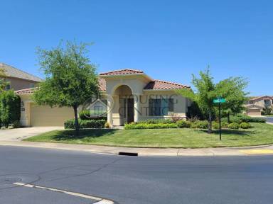 Main picture of 5253 Degas Way