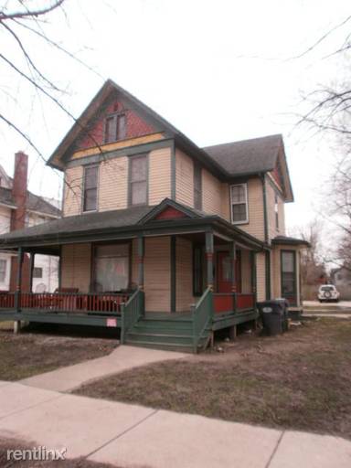 Main picture of 709 W Lovell St