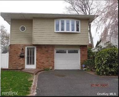 Main picture of 1520 N Monroe Ave