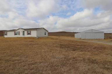 Main picture of 12300 Clarks Creek Rd
