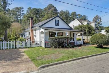 Main picture of 106 Washington St