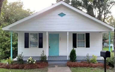 Main picture of 408 S Thompson St