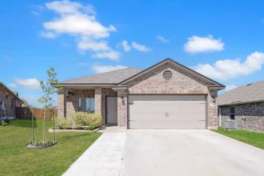 Main picture of 5926 Hopkins Dr