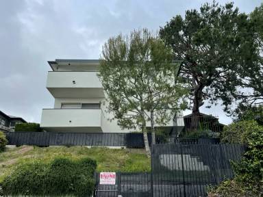 Main picture of 1317 Allesandro St